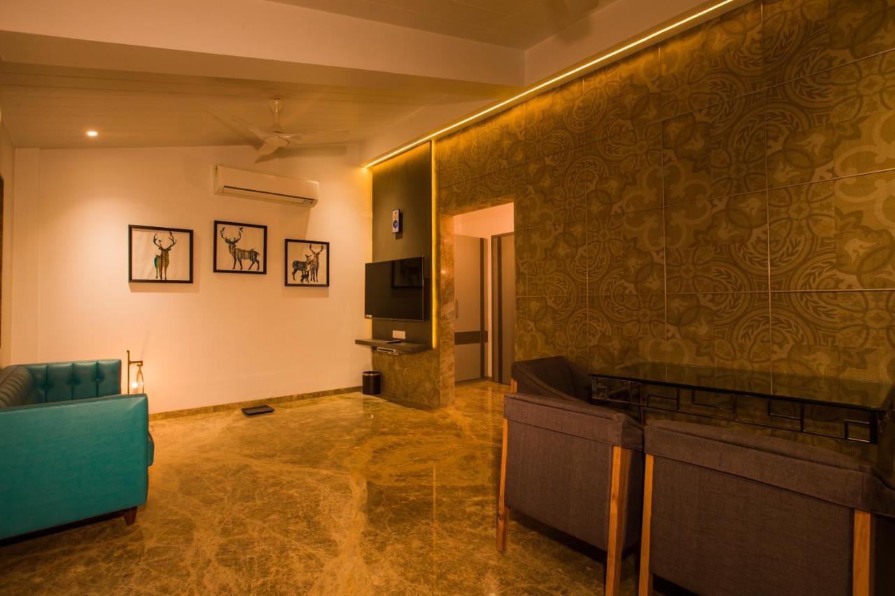 Hotel Millennium Park パンチガニ エクステリア 写真